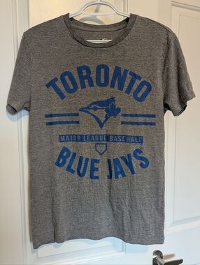 Genuine Merchandise Gray Toronto Blue Jays Tee with Blue Graphics